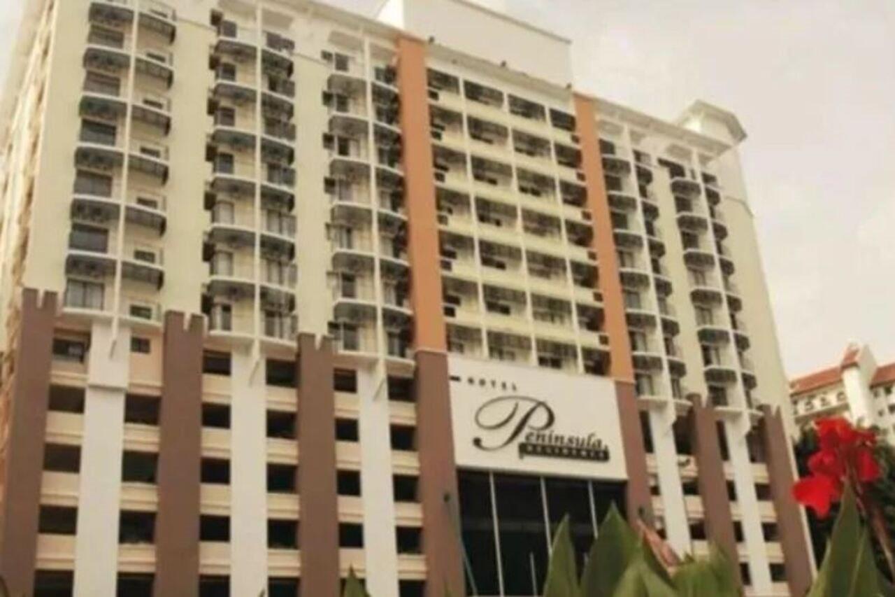 Peninsula Residence All Suite Hotel Kuala Lumpur Bagian luar foto