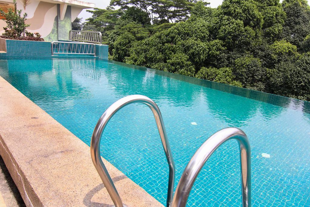 Peninsula Residence All Suite Hotel Kuala Lumpur Bagian luar foto