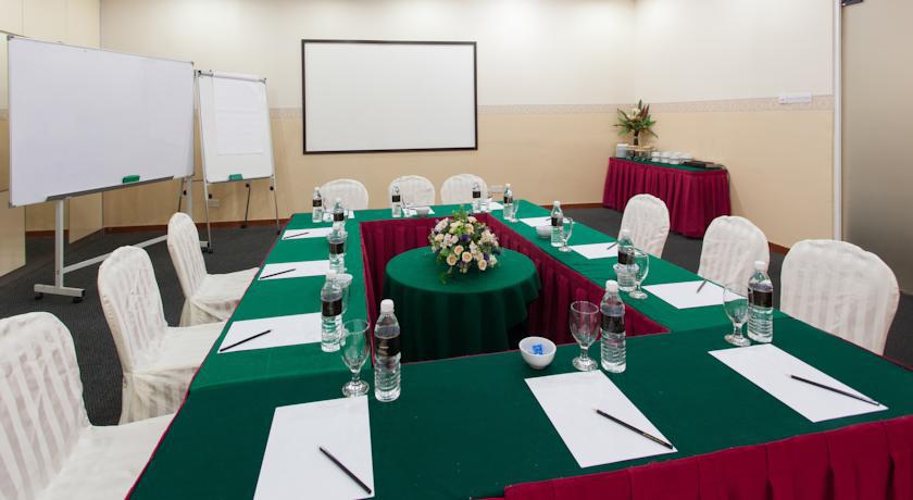 Peninsula Residence All Suite Hotel Kuala Lumpur Bagian luar foto